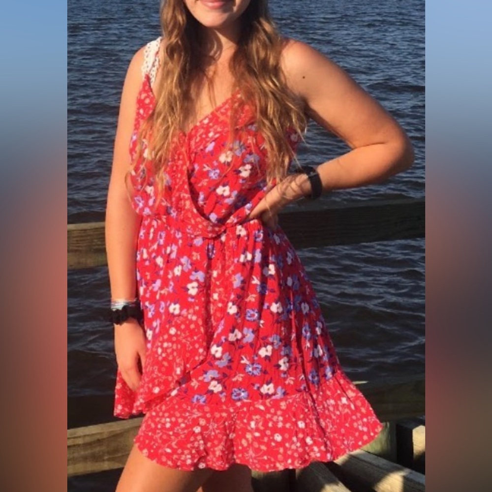 Express Red Floral Midi Dress